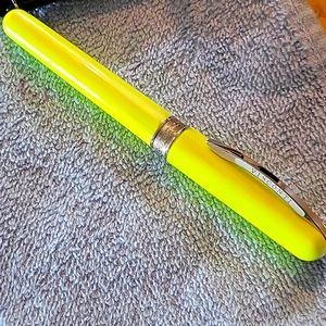 Visconti Breeze fountain pen